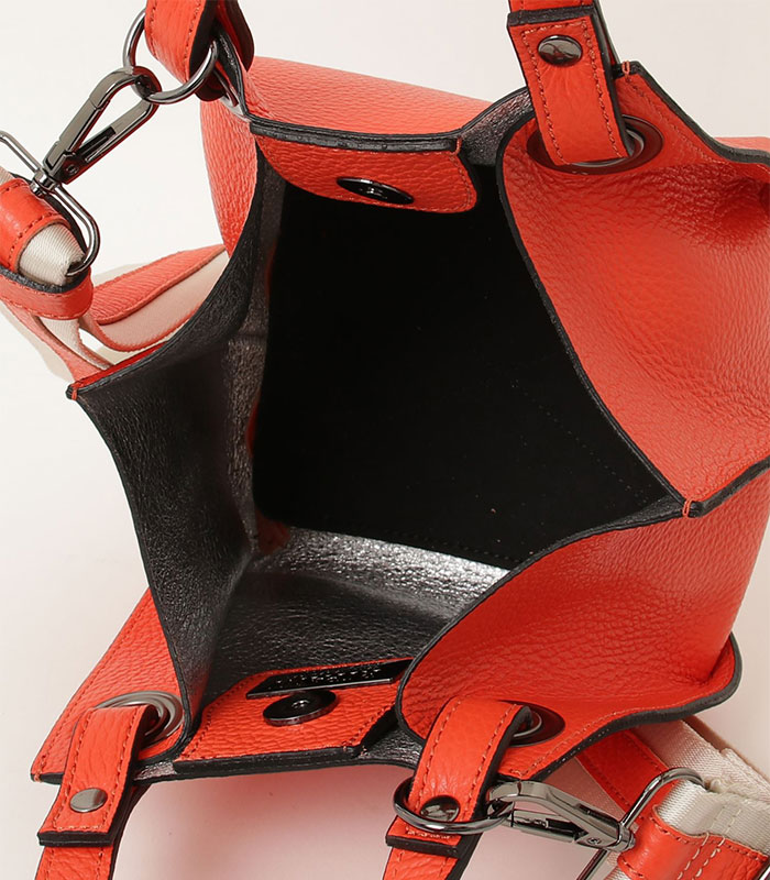 【RIPANI】バイカラーショルダーベルト付牛革シュリンク加工トートバッグ(小)★☆9293OT-AIRONE