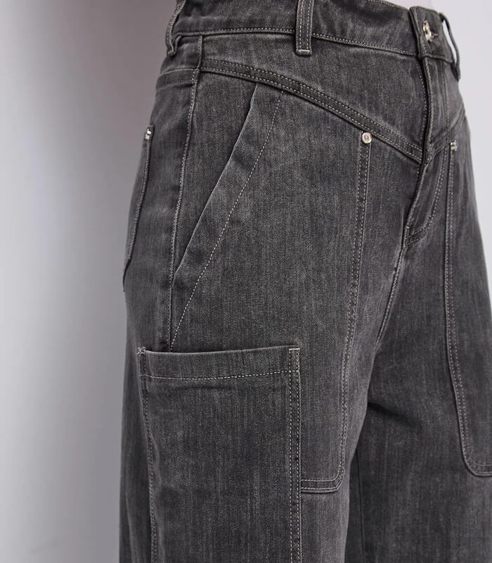 【SALE】【GAUDi】ゆるブラックデニム●IT521BD26010