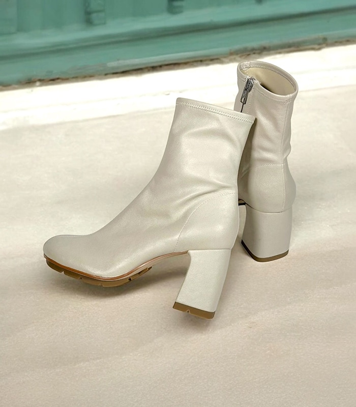 【SALE】【ASH】ストレッチレザーヒールショートブーツ▼☆152412