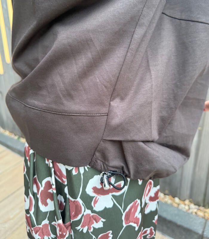 【SALE】【LUGIVA】ロゴショルダーノースリーブプルオーバー■☆IT202493