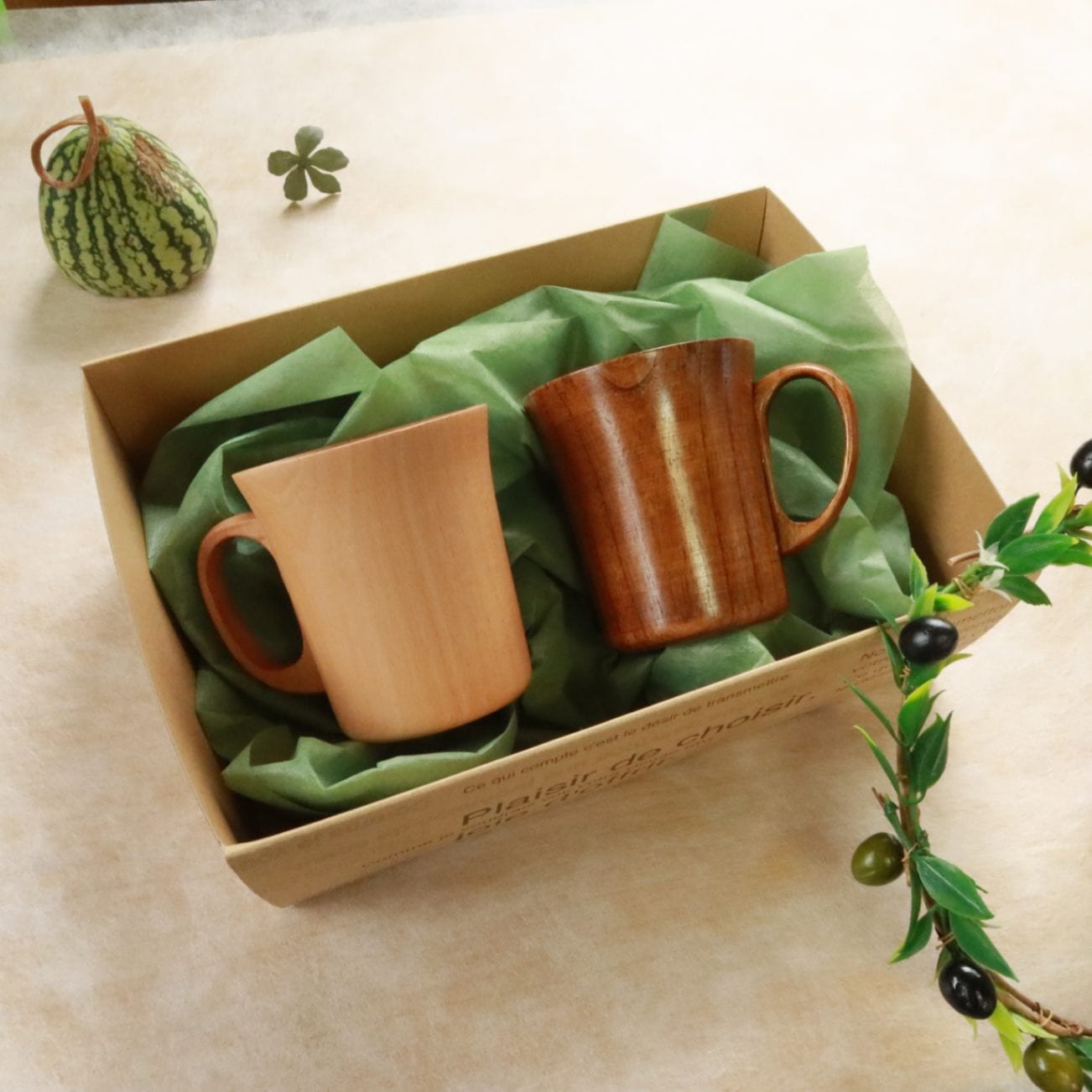 コーヒーカップ型木製装飾品 コーヒーカップ型木製装飾品