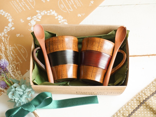 ラッピング込み 木の食器ペアギフト ティータイム4点セット すべての商品 犬山城下町の木のお店 デザインモリス ラッピング込み 木の食器ペアギフト ティータイム4点セット すべての商品 犬山城下町の木のお店 デザインモリス