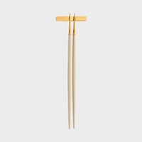 セール価格　正規品　クチポール　GOA　セラドン＆ゴールド　箸＆箸置き　２セット 楽天市場】Cutipol GOA クチポール ゴア ホワイトマットゴールド