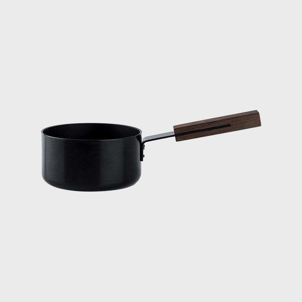  knIndustrie �������̥�������ȥ꡼ THE BLACK  casserole ���㥻������ 16cm �� �֥�å� [ IH�б� �ե饤�ѥ� �� ���㥻������ �����ȥɥ� �̲� ������� ]�ڤ椦�ѥ��å��Բġ�