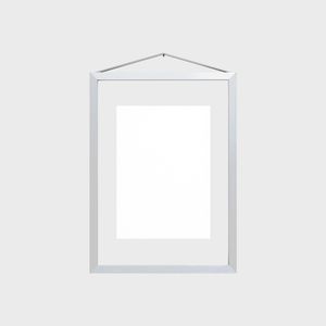 MOEBE FRAME �ե졼�� A4 Aluminum ����ߥ˥���ڤ椦�ѥ��å��Բġ�