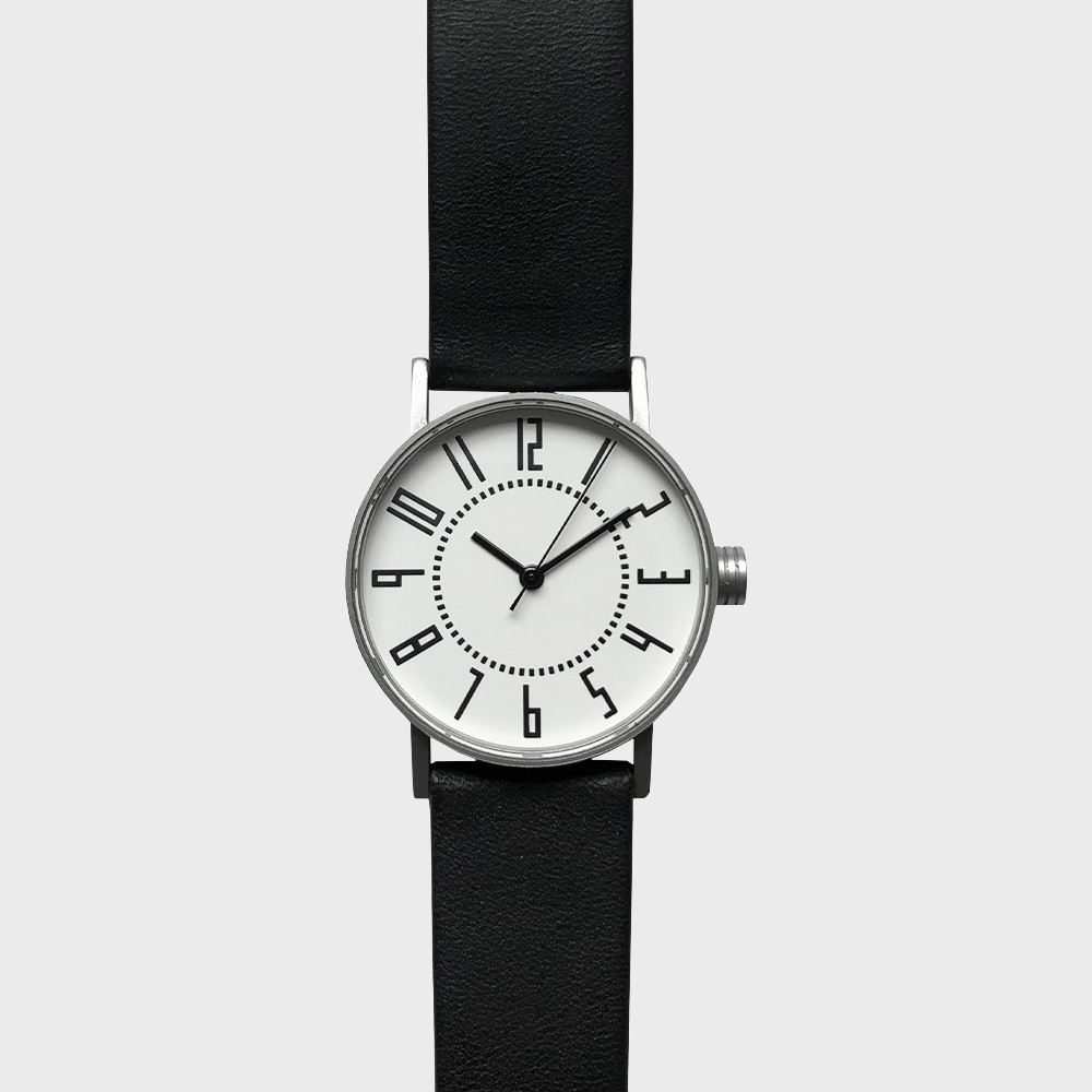 SPQR スポール 五十嵐威暢 eki watch 30mm ホワイト×ブラックベルト