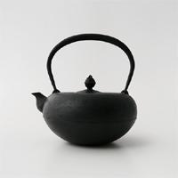 南部鉄器 鉄瓶 / 南部鉄瓶 / 釜定 / 姥口 大姥口 [ やかん 日本製 ih