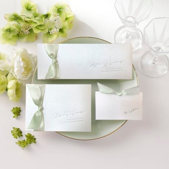 招待状【ノーブル】パールホワイト 箔シルバー ソフトミント