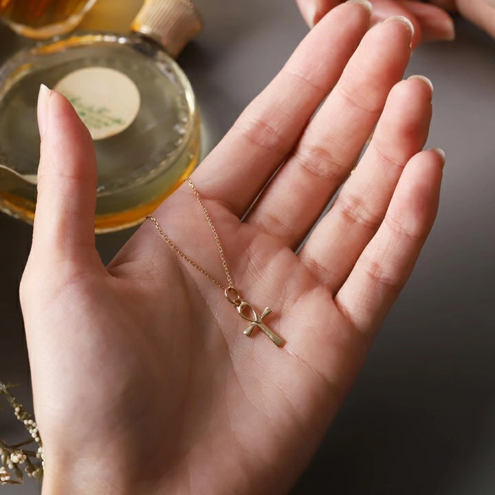 DEVAS クロス型チャーム k18 K18 Ankh Cross Pendant（18金 シンプル クロスペンダント）【DEVAS