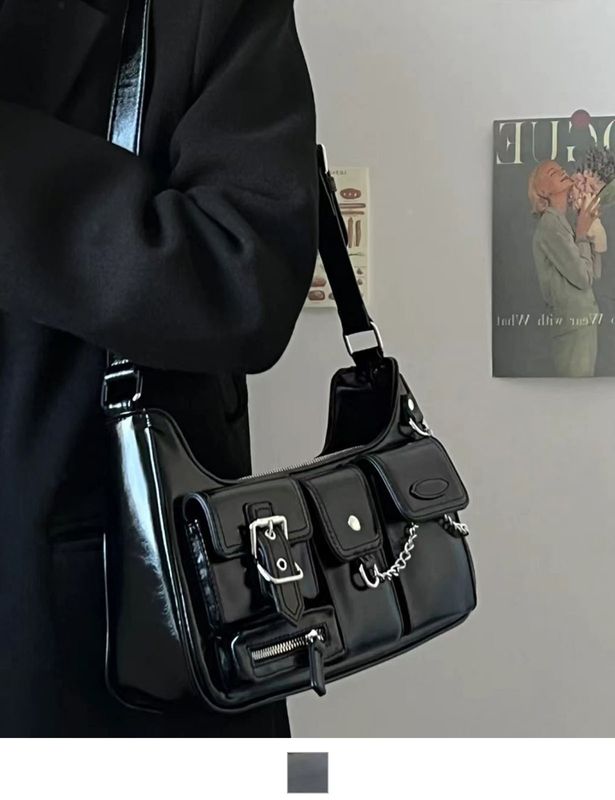 新品未使用❤️ブラックショルダーストラップ付き 2Way コンパクトミニバッグ 楽天市場】【クーポンで45%OFF 9/5 9:59まで】ショルダーバッグ