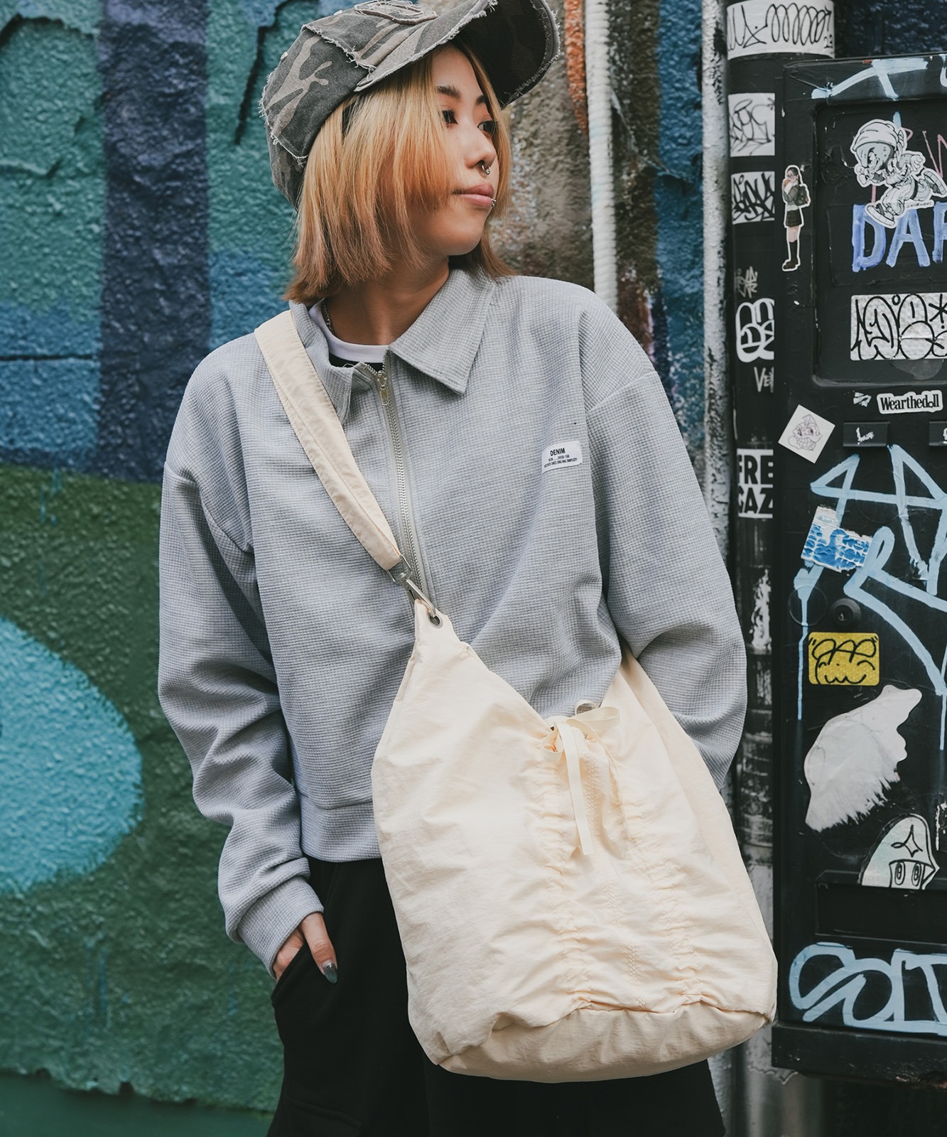 Rename リボン シャーリング バタフライ ギャザー ショルダー トートバッグ メンズ レディース