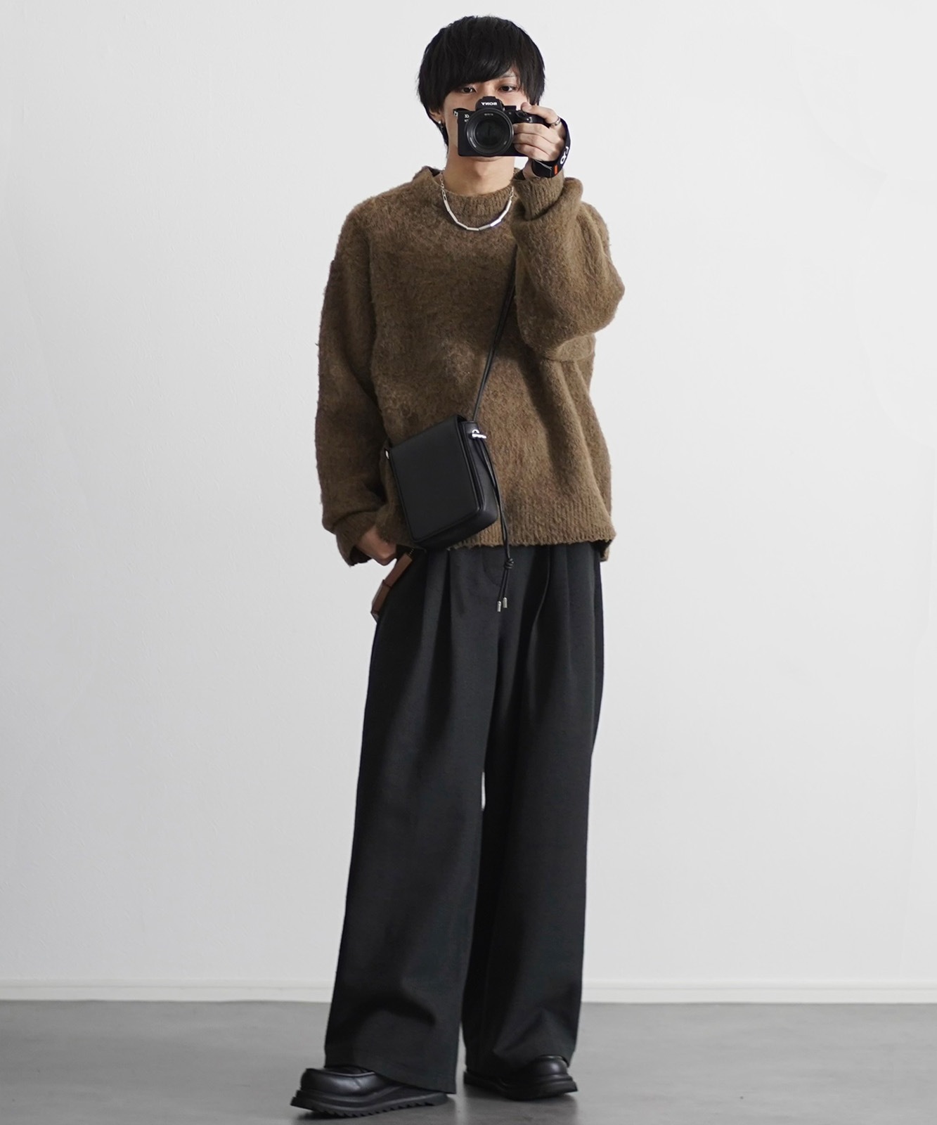 【 DEVICE × こーせコラボ 】Rename ミニスクエアショルダーバッグ メンズ レディース ユニセックス｜合皮 フェイクレザー 斜めがけ 小さめ 軽量 おしゃれ トレンドバッグ ミニショルダー