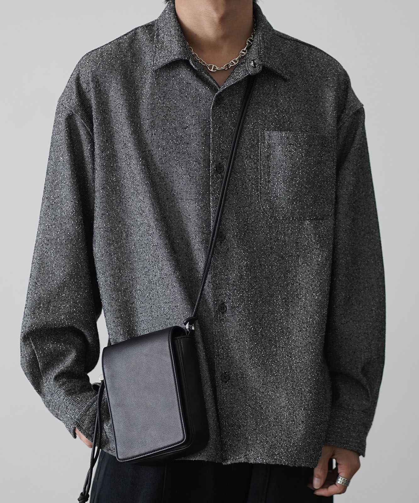 【 DEVICE × こーせコラボ 】Rename ミニスクエアショルダーバッグ メンズ レディース ユニセックス｜合皮 フェイクレザー 斜めがけ 小さめ 軽量 おしゃれ トレンドバッグ ミニショルダー