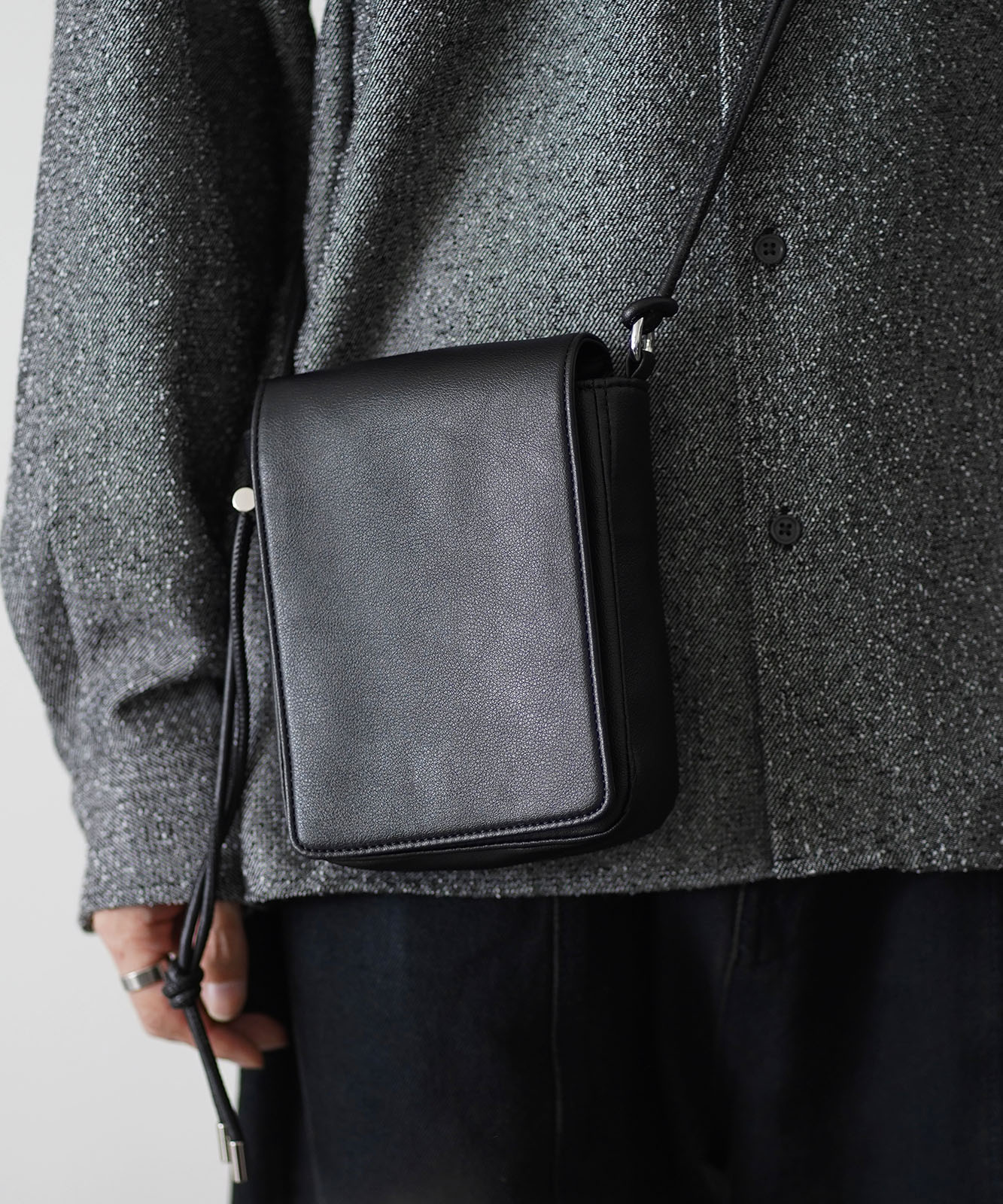 DEVICE 】 Rename ミニスクエアショルダーバッグ メンズ レディース