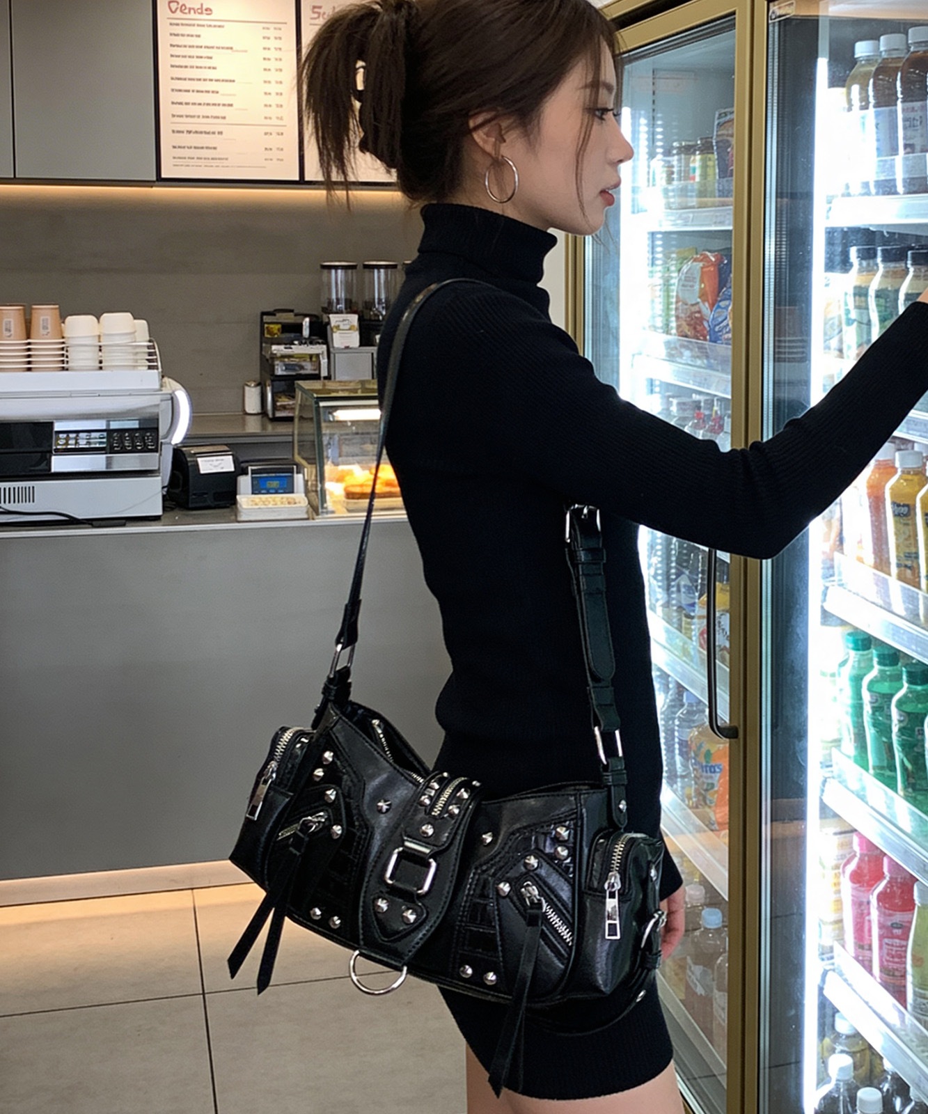 【 DEVICE select 】 スタッズ ベルト Y2K ショルダーバッグ メンズ レディース 韓国 ファッション TA1394B