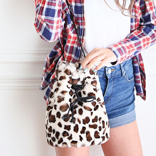 Rename ファー／ボア 巾着ハンドバッグ