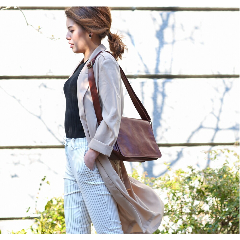 Rename custom ショルダーバッグ