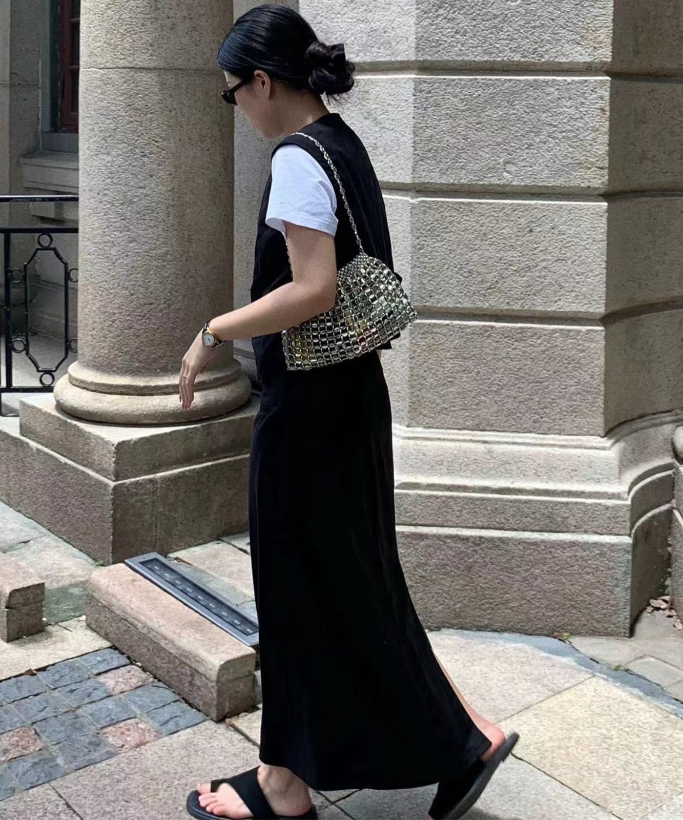 DEVICE select 】 メタルシルバー ビーズ ミニ ハンドバッグ キラキラ