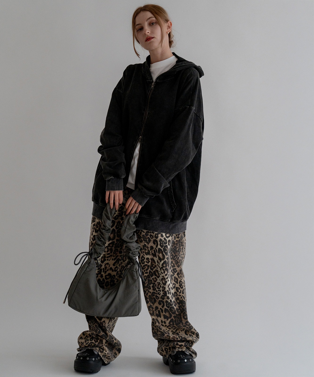 Rename  ドロスト ギャザーショルダーバッグ