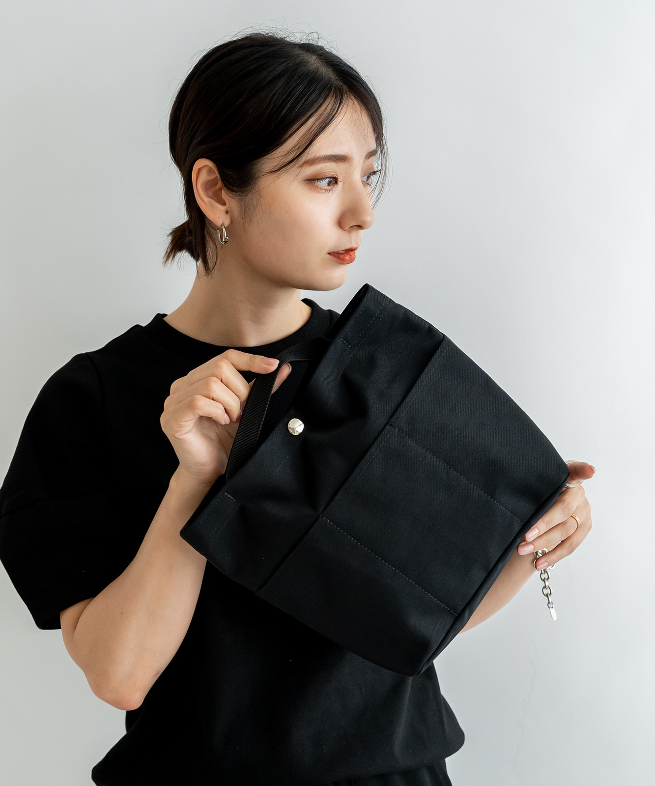 Rename ナイロン ポートレート バックインバッグ RKN23019