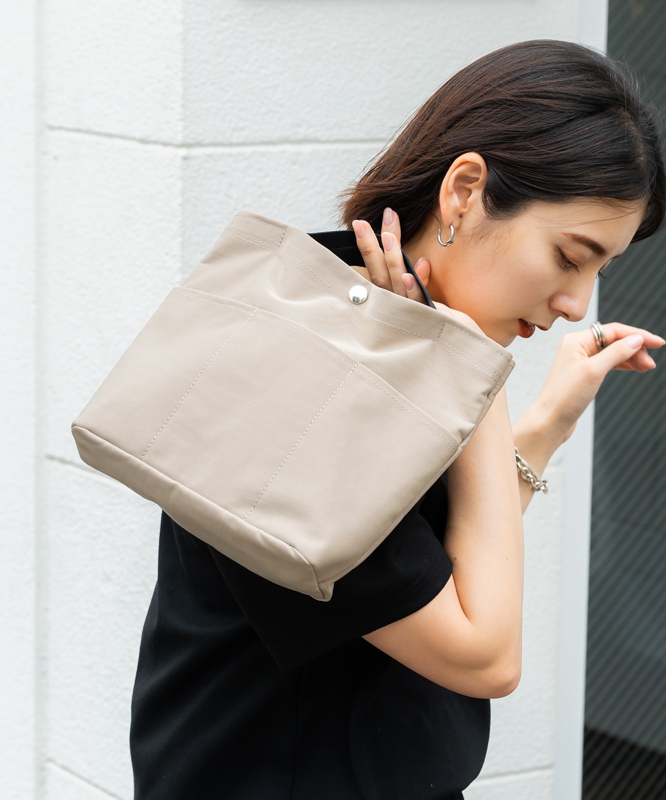 Rename ナイロン ポートレート バックインバッグ