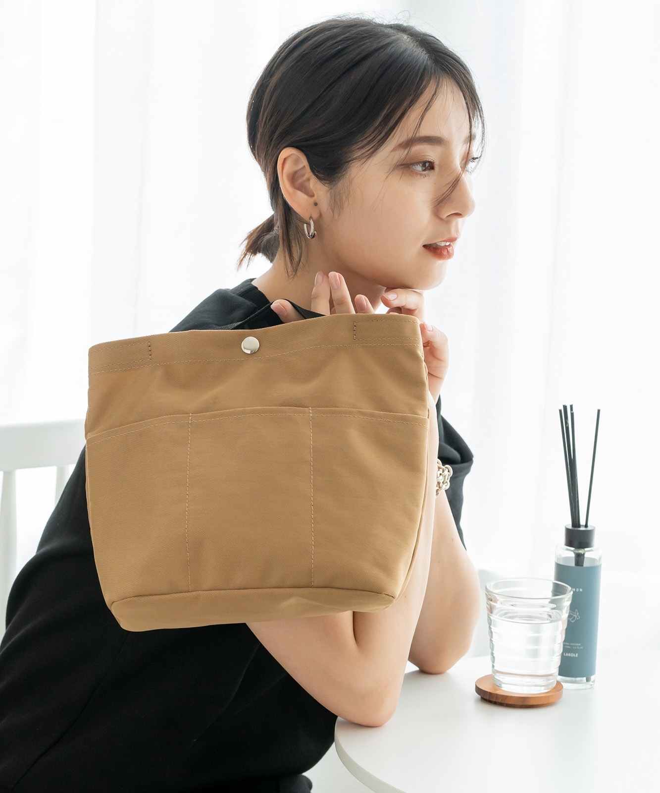 Rename ナイロン ポートレート バックインバッグ