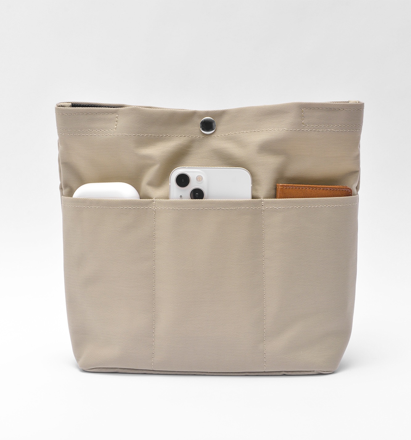 Rename ナイロン ポートレート バックインバッグ