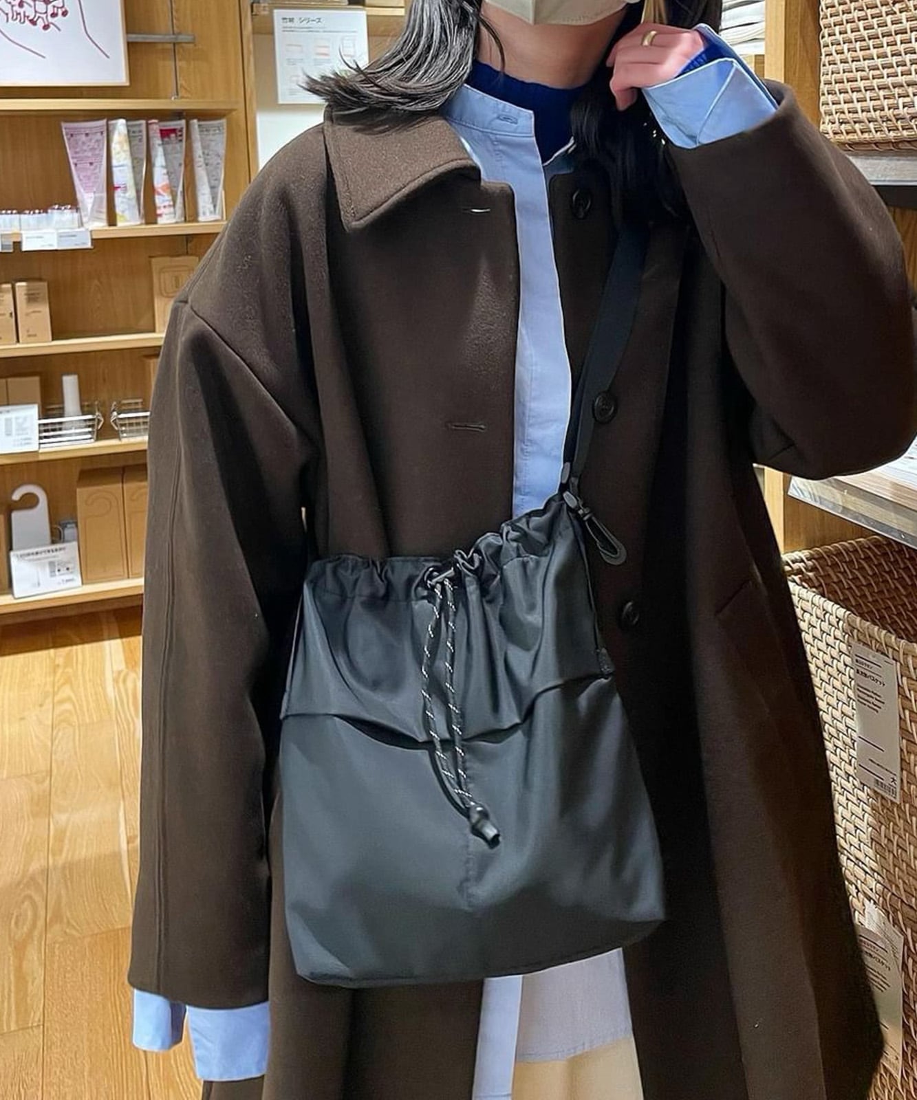 DECI 巾着　レザーリバーシブル　ovy 大藤 DECI 巾着 レザーリバーシブル ovy 大藤 DECI 巾着 レザー