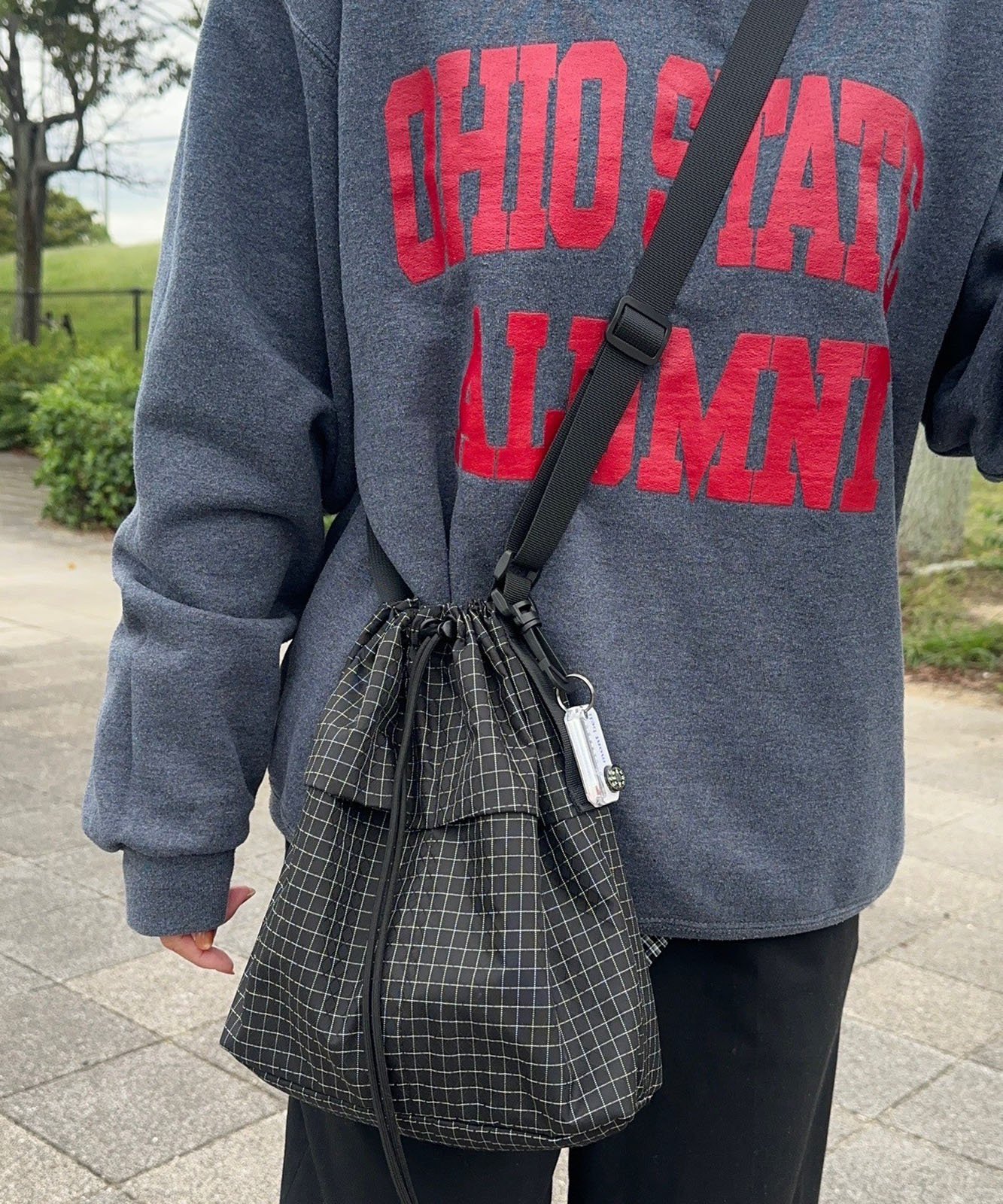 NEWS 美恋バッグ メッシュポケット付き マルチダッフルバッグ