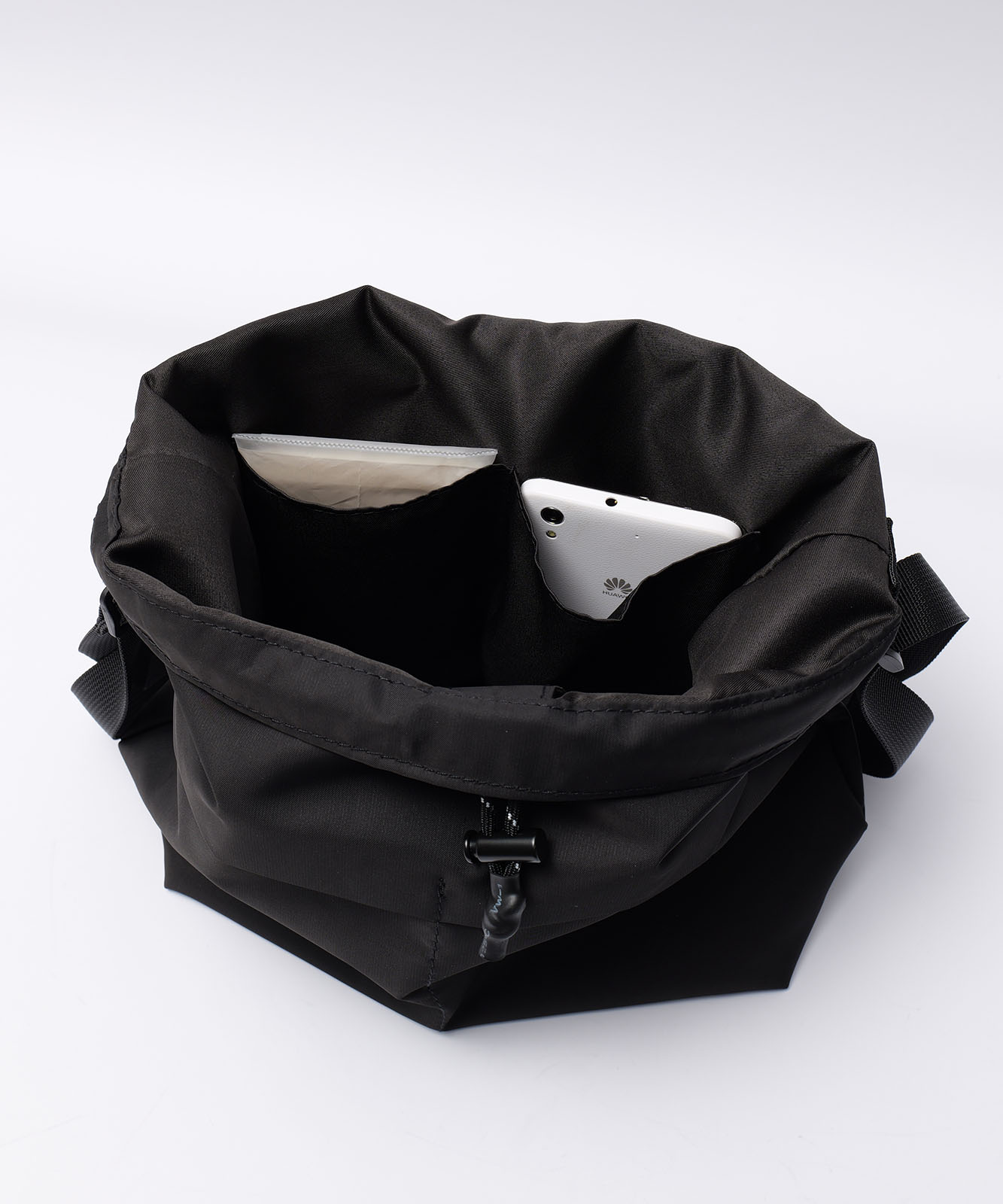 【 DEVICE × mikaコラボ 】 Rename カラビナ付き パラコード巾着 ナイロン ショルダーバッグ 巾着バッグ メンズ レディース