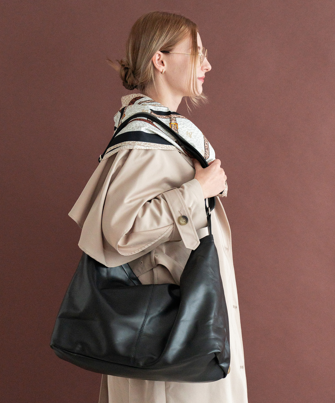 【 DEVICE 】 ルーズ マンメイドレザー ショルダーバッグ メンズ レディース ユニセックス 韓国風 Y2K 学生 おしゃれ DSG24036