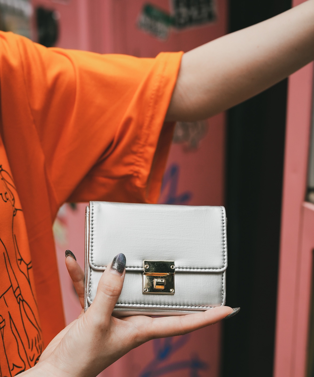 Rename グロッシー 3つ折り財布