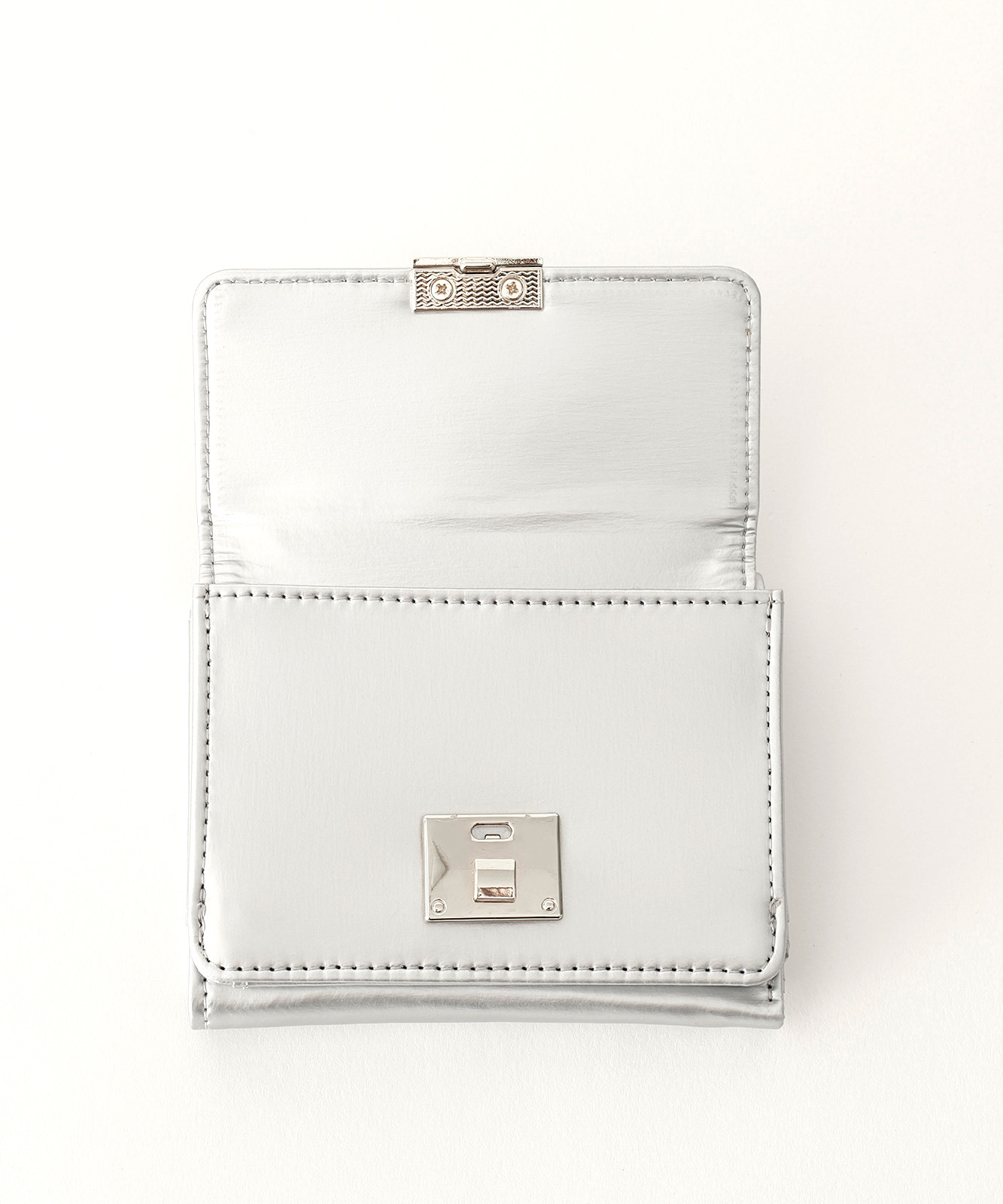 Rename グロッシー 3つ折り財布