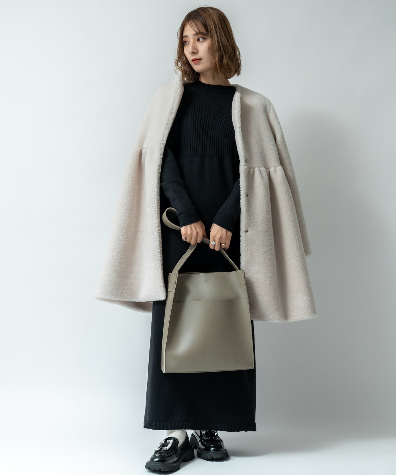 Rename フェイクレザー ショルダーバッグ