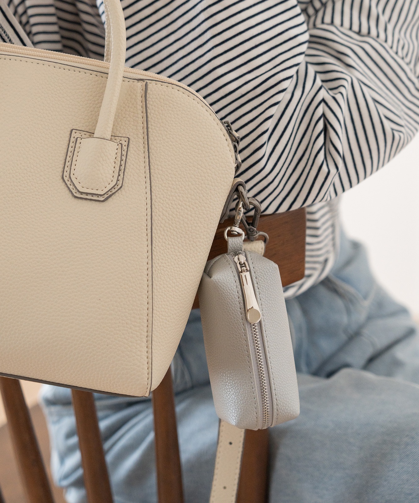 Rename  マルチ ポーチ 