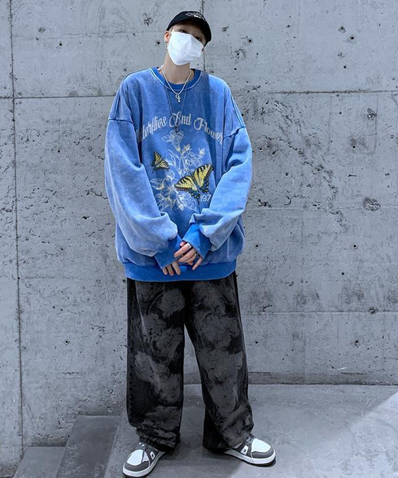 オーバーサイズ バタフライプリント ヴィンテージライク スウェット トレーナー ノームコア メンズ レディース