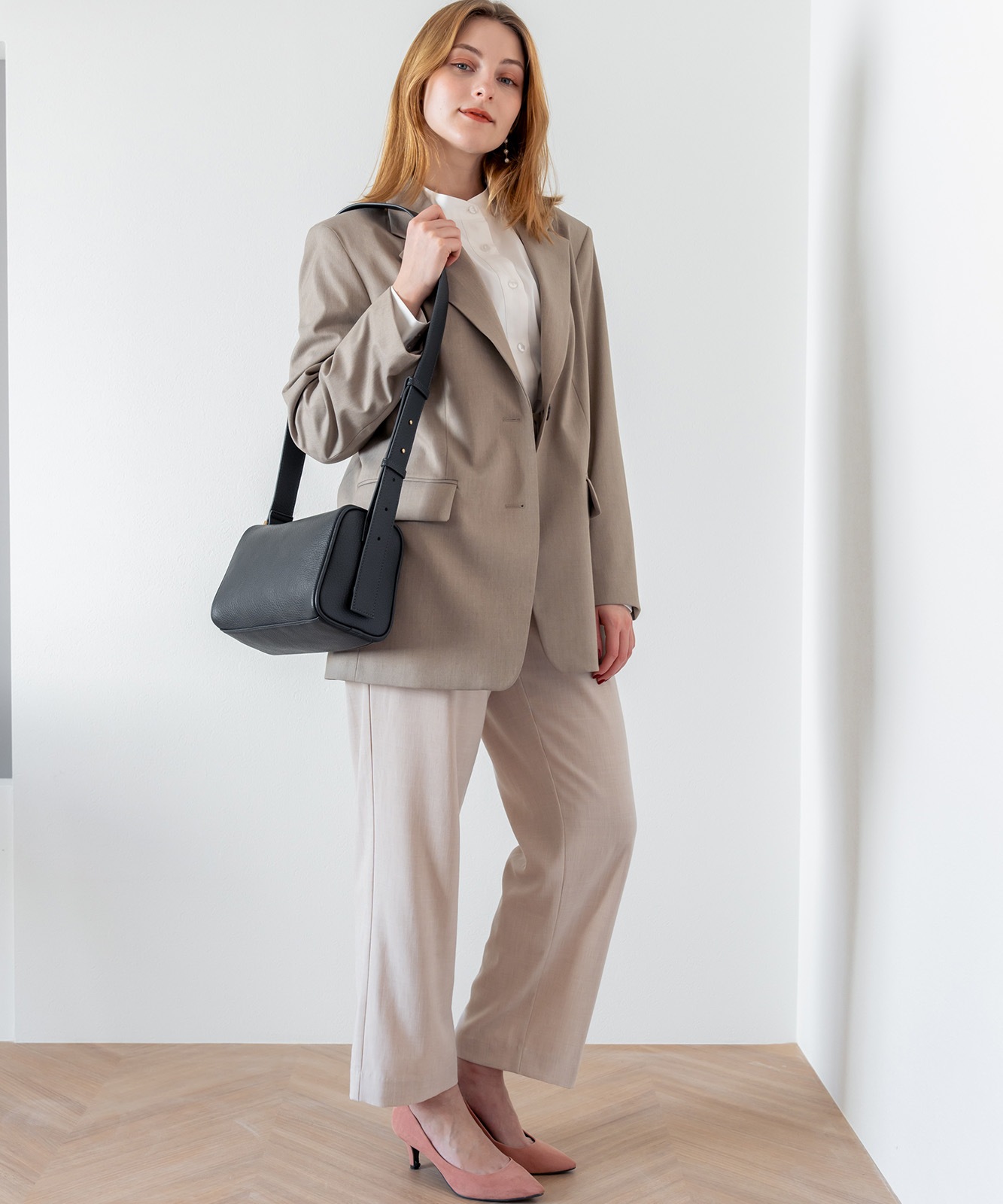 Rename フェイクレザー ボックス ショルダーバッグ