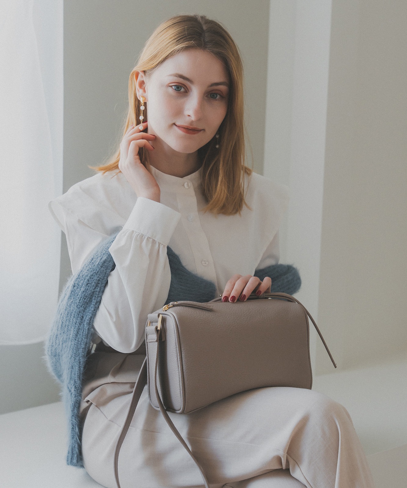 Rename フェイクレザー ボックス ショルダーバッグ