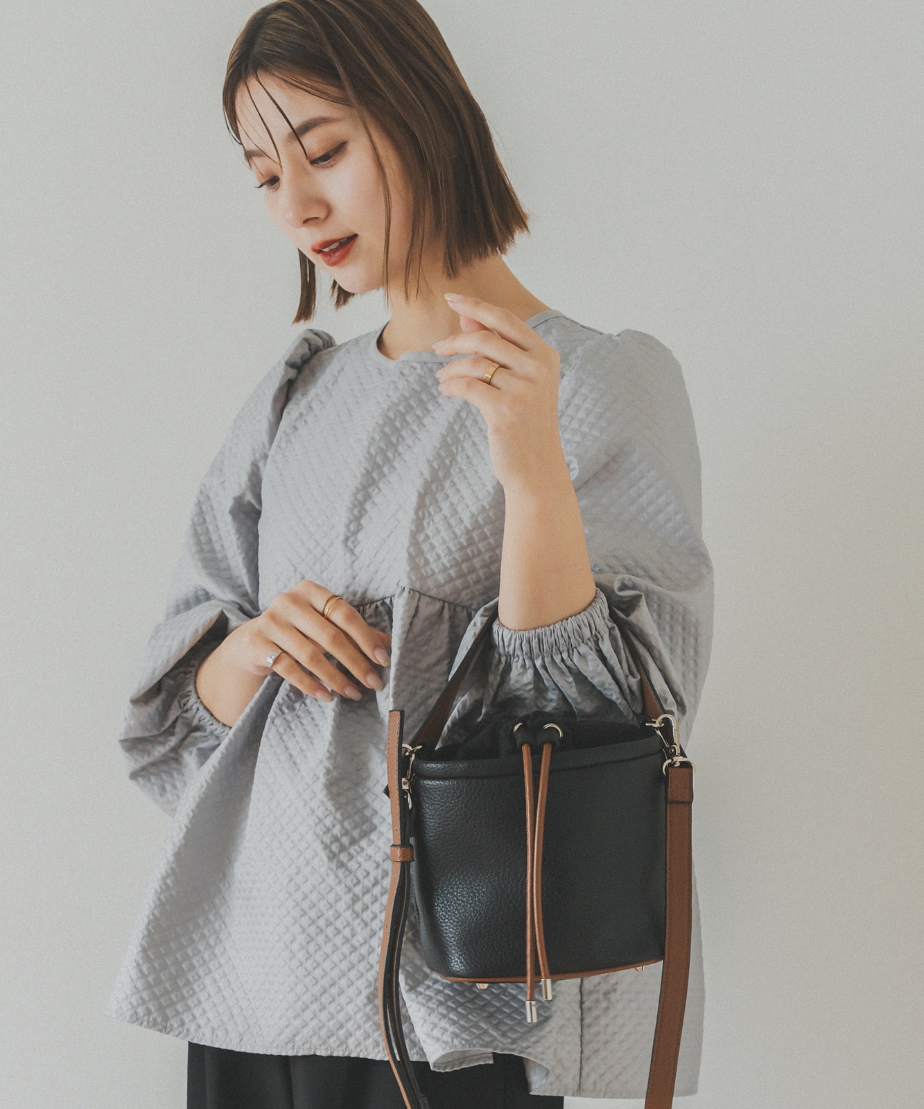 Rename コンビ 巾着 2way ショルダーバッグ