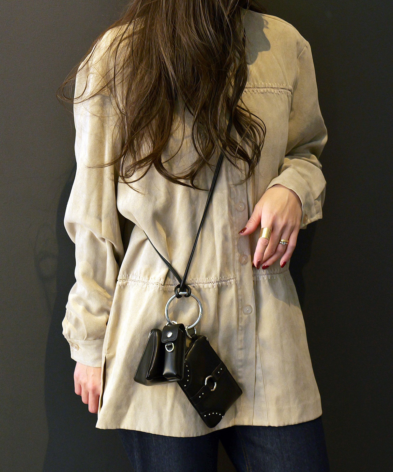 【 DEVICE GAL 】 3パーツ スタッズ カスタム ポーチ ストラップ リップケース付き クロスボディストラップ DSG25140