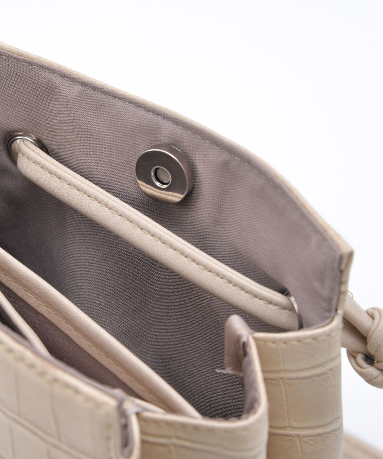 Rename フェイクレザー クロコ柄ベロ―バッグ