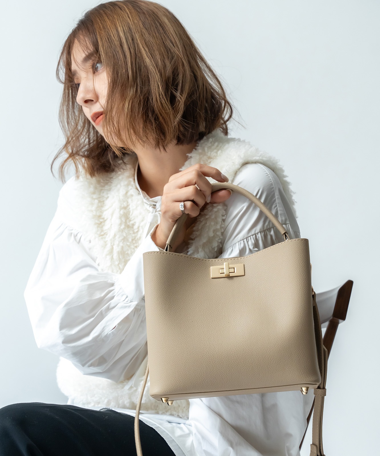 【 Rename 】 ワンハンドル 2way ハンドバッグ ショルダーバッグ レディース おしゃれ 高見え 上品 通勤 カジュアル 大人 女性 学生 RHG23045