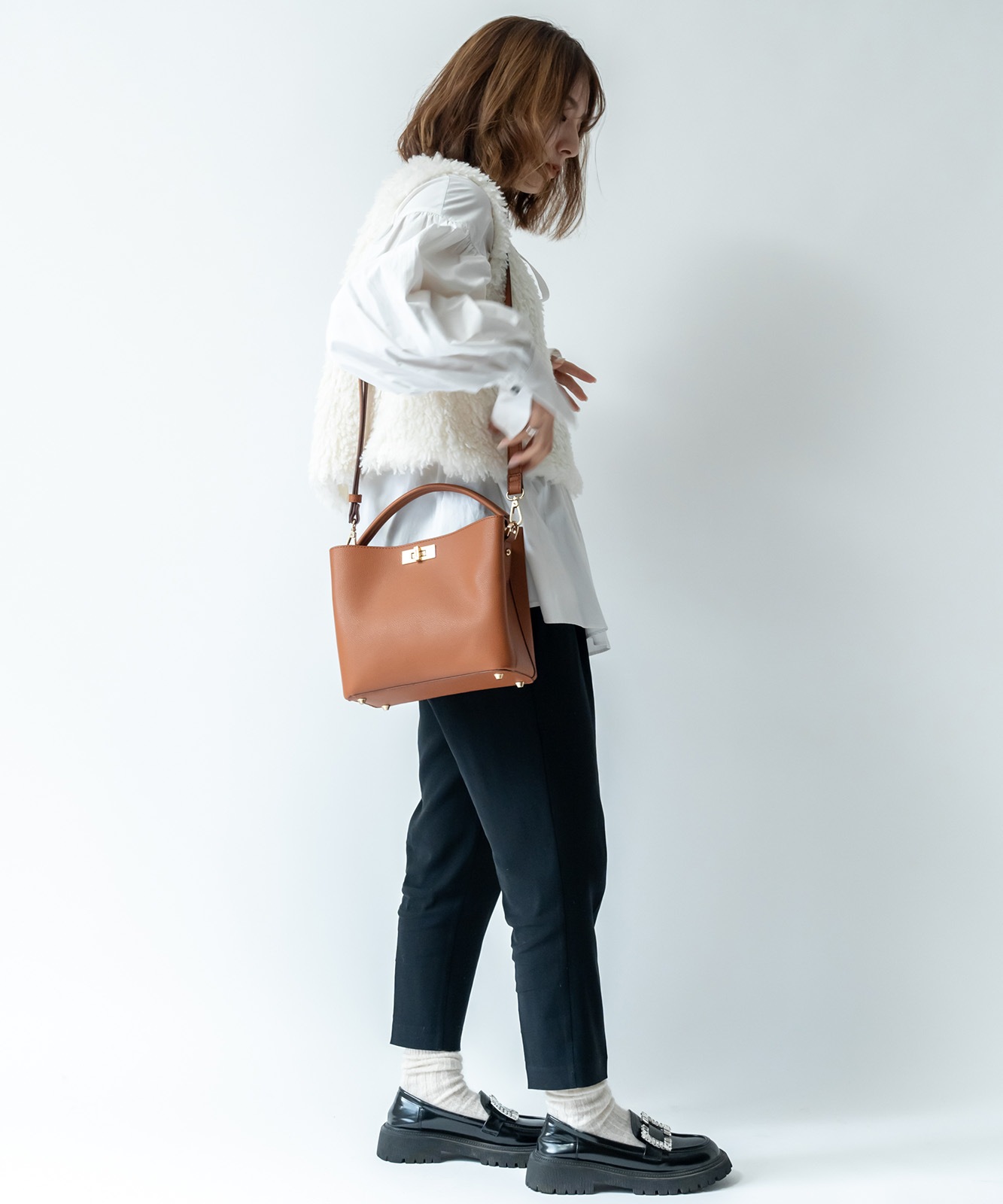 【 Rename 】 ワンハンドル 2way ハンドバッグ ショルダーバッグ レディース おしゃれ 高見え 上品 通勤 カジュアル 大人 女性 学生 RHG23045