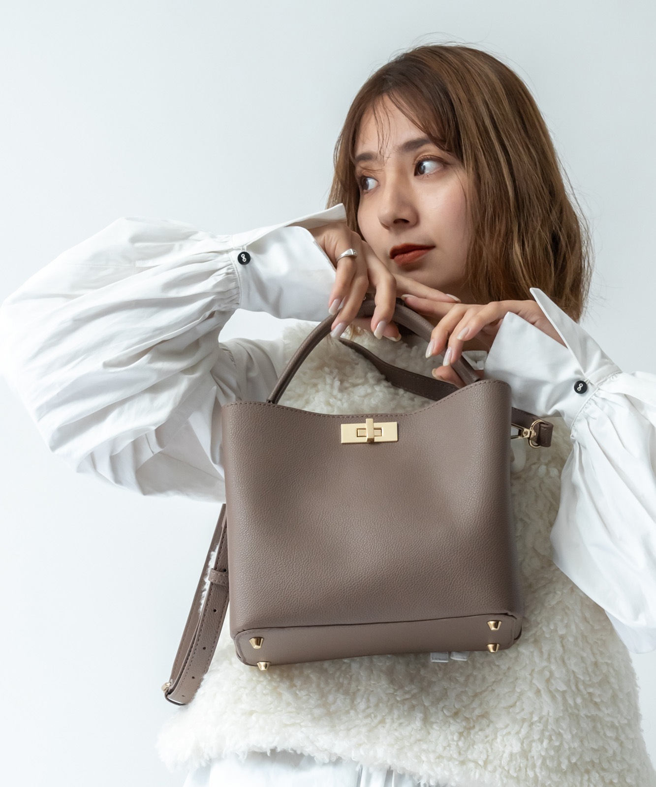 【 Rename 】 ワンハンドル 2way ハンドバッグ ショルダーバッグ レディース おしゃれ 高見え 上品 通勤 カジュアル 大人 女性 学生 RHG23045