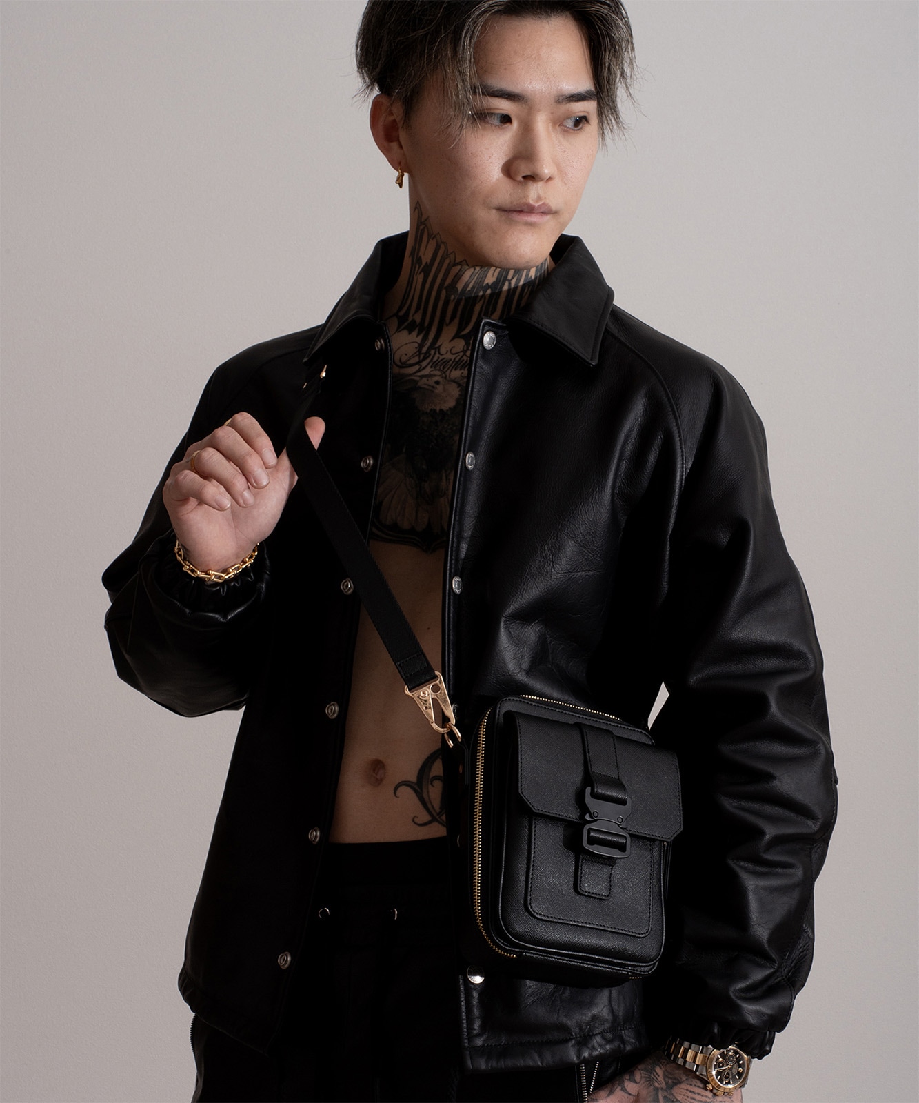 DEVICE × GOUKIコラボ】ゴールドカラーバックル ショルダーバッグ DSG25072