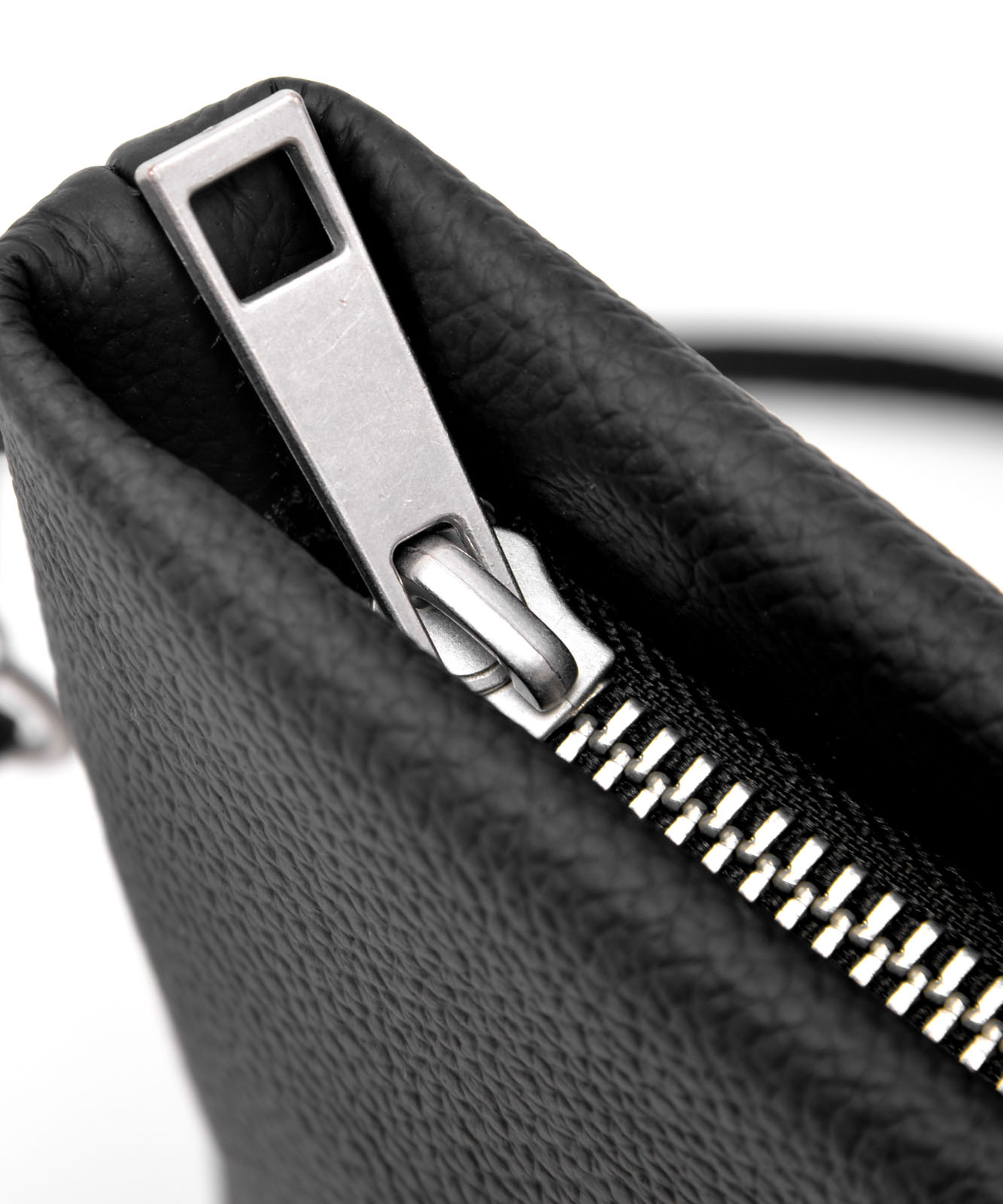 Rename 本革 縦型ミニショルダーバッグ RSL21158