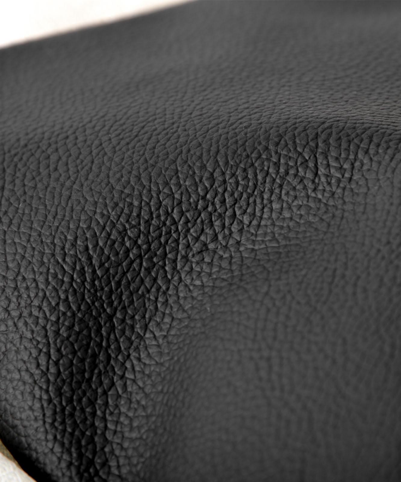 Rename 本革 縦型ミニショルダーバッグ