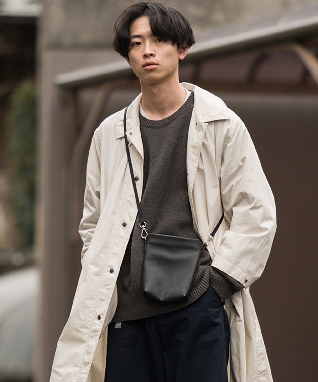 Rename 本革 縦型ミニショルダーバッグ