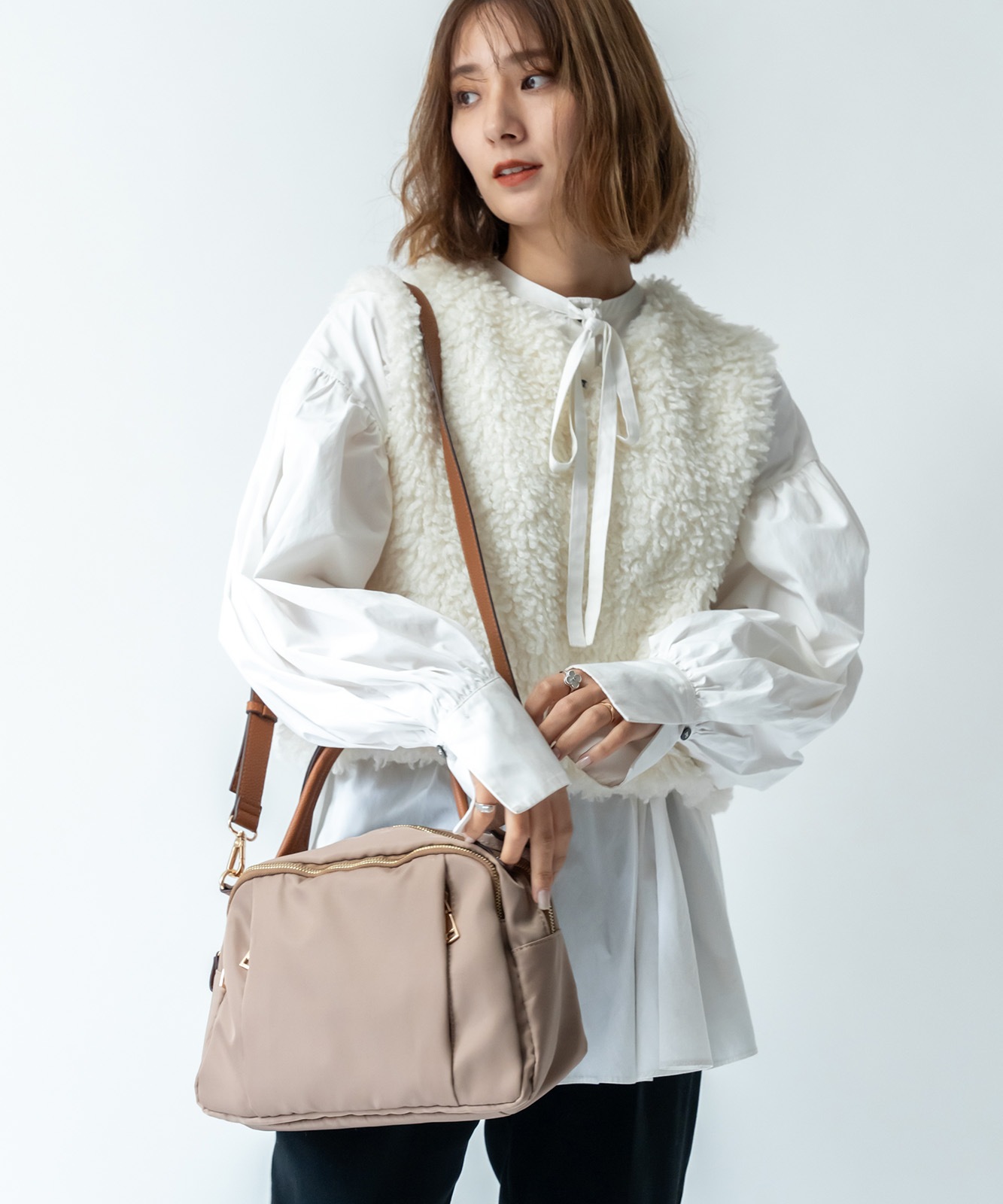 Rename ナイロン 2way ハンドバッグ 