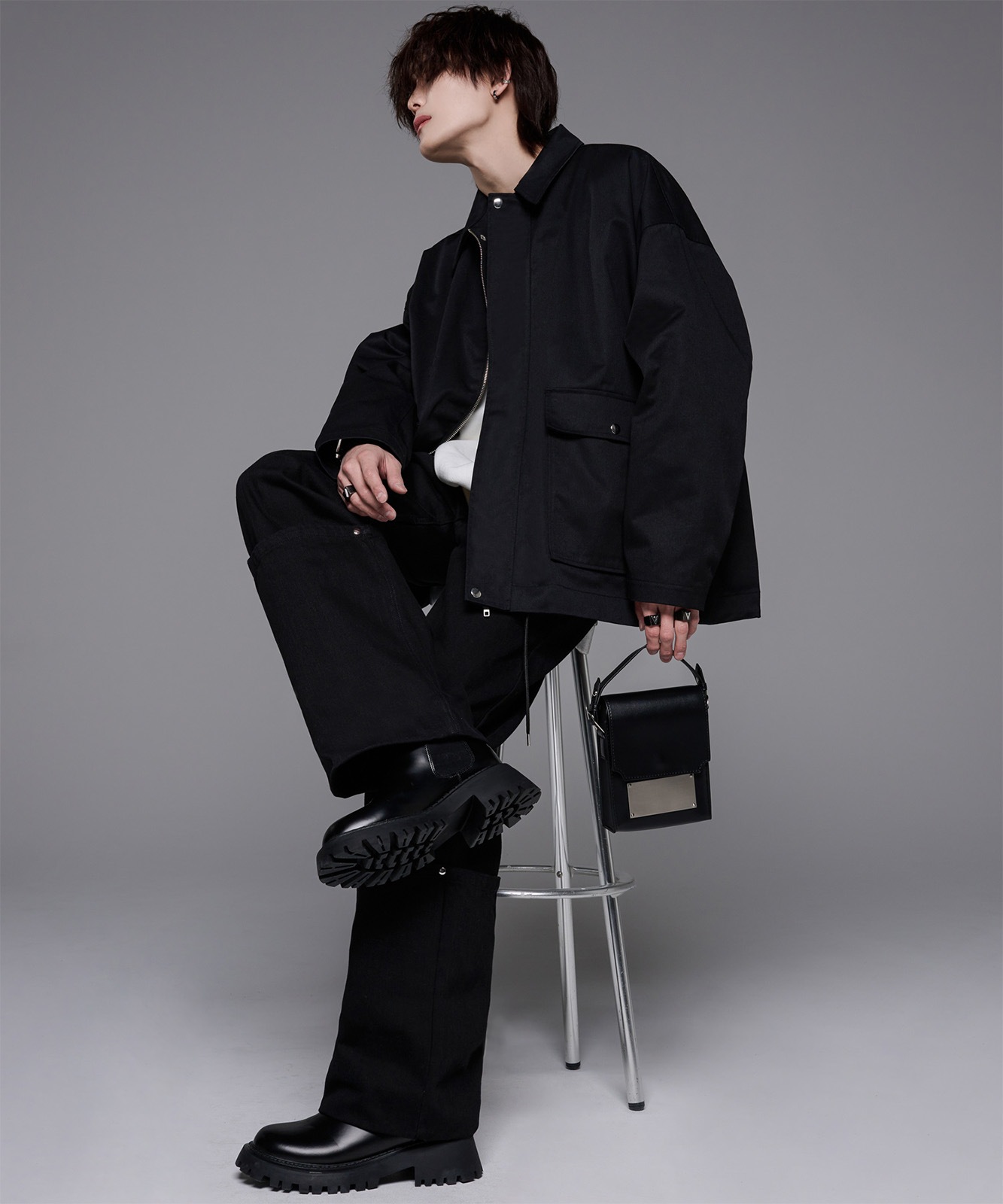 【DEVICE × 犬飼京コラボ】metal plate 2way shoulder bag/メタルプレート 2way ショルダーバッグ DSG24028